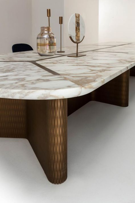 laurameroni infinity table, modular and customizable in marble and wood Dining Table Base Ideas, Marble And Wood Dining Table, Laura Meroni, Modern Luxury Dining Table, Infinity Table, Designer Console Table, Dining Room Furniture Design, Modular Table, Luxury Dining Tables