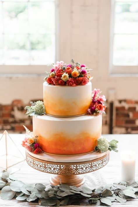 Sunset Cake, Cake Fall, Orange Wedding Cake, Cake Rustic, Factory Wedding, Two Tier Cake, Cake Aesthetic, Deep River, Dream Wedding Cake