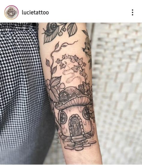 Fairy Sleeve Tattoo, Fall Tattoo Ideas, Mushroom Tattoo Ideas, Cottagecore Tattoo, Fall Tattoos, Fall Tattoo, Mushroom Tattoo, Autumn Tattoo, Garden Tattoos