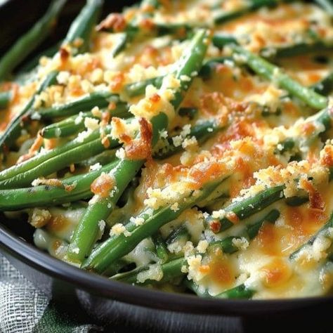 Cheesy Garlic Green Beans Recipe – Tasty Recipes Cheesy Garlic Green Bean Recipes, Cheesy Garlic Green Beans, Green Bean Recipes Healthy, Cracked Green Beans, Cheesy Green Beans, Garlic Green Bean Recipes, Green Bean Bundles, Orange Chicken Sauce, Green Bean Dishes