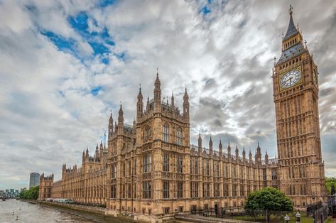 House Of Parliament London, House Of Parliament, British Parliament, House Of Lords, Uk Government, Gilgit Baltistan, House Of Commons, British Government, Theresa May