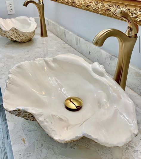 Shell Bathroom Sink, Candles Bathroom, Curtain Interior, Shell Bathroom, Shell Sink, Thrift Furniture, Couch Wall, Giant Clam Shell, Love It Or List It