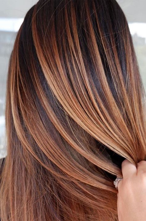 Strawberry Blonde Hair Color, Chocolate Brown Hair Color, Balayage Blonde, Gorgeous Hair Color, Hair Color Light Brown, Caramel Hair, Strawberry Blonde Hair, Winter Hair Color, Winter Hair