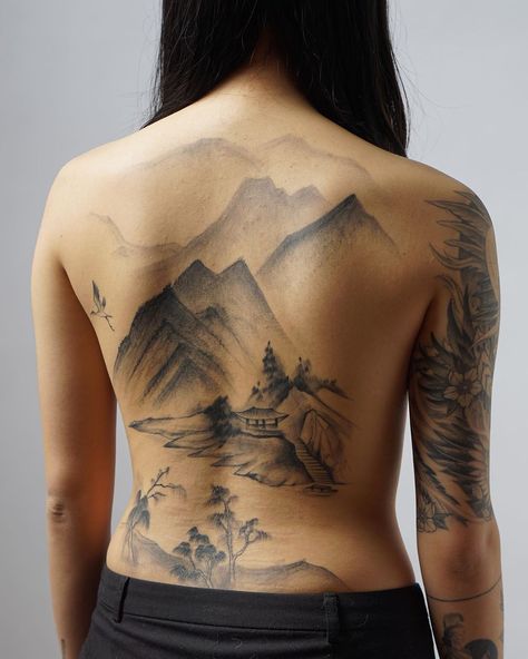 Mountain Tattoos, Japanese Back Tattoo, Floral Back Tattoos, Garden Tattoos, Back Piece Tattoo, Japan Tattoo Design, Landscape Tattoo, Flower Tattoo Sleeve, Asian Tattoos