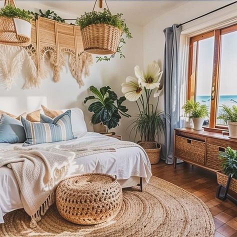 Clean Beachy Vibes Beachy Boho Apartment, Beach Aesthetic Home Decor, Beach Vibe Apartment, Beach Aesthetic Apartment, Beach Apartment Aesthetic, Beachy Boho Living Room, Retro Bedroom Aesthetic, Boho Beach Room, Beachy Apartment Decor