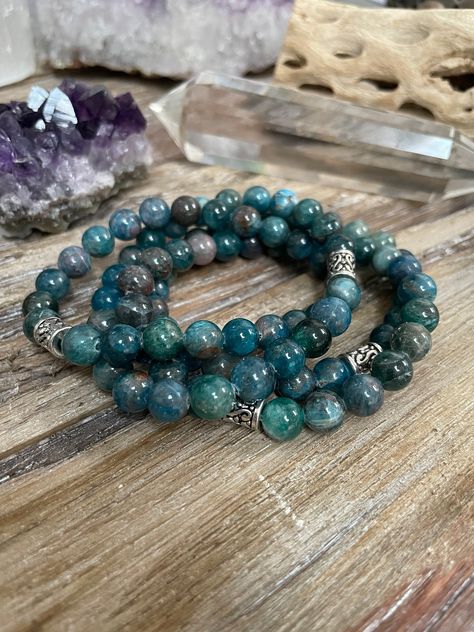 Blue Kyanite Bracelet for Balance | Crystal Healing Bracelet Infused w/Reiki | Genuine 8mm Blue Cyanite Handmade Stretch Bracelet Random Diys, Kyanite Bracelet, Green Kyanite, Lapis Lazuli Bracelet, Crystal Healing Bracelets, Blue Kyanite, Healing Bracelets, Custom Bracelets, Friendship Gifts