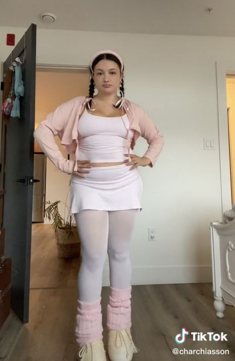 Pink Pilates Princess Midsize, Mid Size Balletcore, Pink Ballerina Outfit, Ballet Plus Size, Ballet Core Plus Size, Ballet Core Outfits Winter, Ballerinacore Outfits, Balletcore Outfit Ideas, Plus Size Balletcore