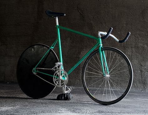 Fixie Gear, Bicycle Track, Road Bike Vintage, Cycling Club, Bicycle Types, Fixed Bike, Fixed Gear Bicycle, Fixie Bike, Fixed Gear Bike