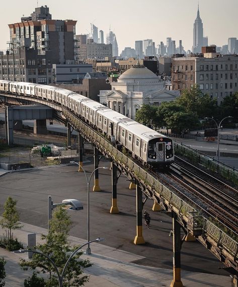 Subway Train Side View, New York Train, Elevated Train, Nyc Train, Ny Subway, New York City Vacation, Bridge City, New York Subway, Subway Train