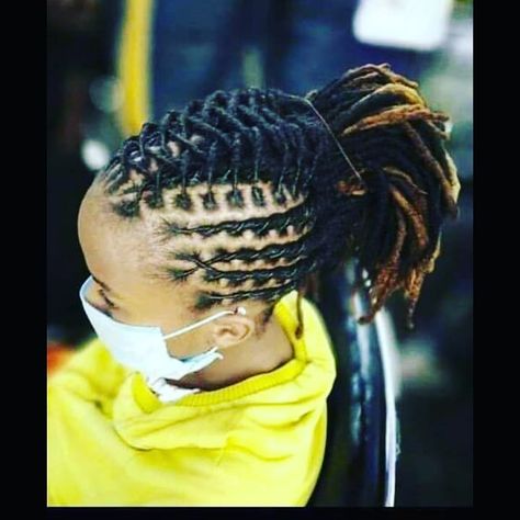 HairStyles on Instagram: “#hairstyles #africanhairstyles #besthairstylesforblackwomen #dreadlocks #dreads” Female Dreadlocks Styles, Dreadlocks Hair Care, Hair Like Wool, Natural Dreadlocks, Dreads Styles For Women, Short Dreadlocks Styles, Black Hair Updo Hairstyles, Dreadlock Style, Long Hair Wedding Styles