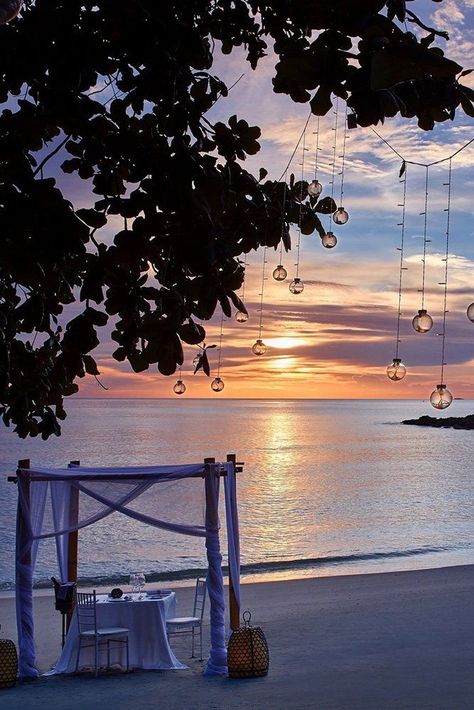 10 The Best Resorts For Perfect Hawaii Honeymoon ❤ hawaii honeymoon sunset on the beach in a beautiful gazebo with lights ritzcarlton #weddingforward #wedding #bride #honeymoon #hawaiihoneymoon Gazebo With Lights, Honeymoon Hawaii, Best Hawaiian Island, Romantic Activities, Hilton Hawaiian Village Waikiki, Hilton Hawaiian Village, Adventurous Honeymoon, Hawaii Resorts, Sunset On The Beach