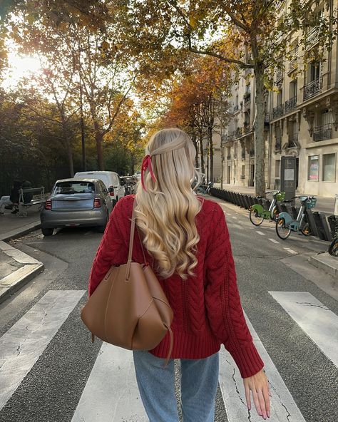 Parisian girl fall!! 🍂☕️🫶🏻 .⁣ .⁣ .⁣ .⁣ .⁣ #thisisparis #laparisienne #outfitinspirations #parisianstyle #parisienne #parislife #parismonamour #perfectoutfit #howtobeparisian #lavieparisienne #onparledemode #parisianvibes #parisjetaime #parisphoto #postitfortheaesthetics fall colors fall leaves fall fashion cozy fashion sweater style east coast fall Pinterest fall Cosy Autumn Aesthetic, East Coast Fall, Polene Bag, Fall Pinterest, Parisian Outfit, Crewneck Sweaters, Causal Outfits, Leaves Fall, Sweater Style