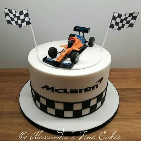 F1 Birthday Party Ideas, F1 Cake, F1 Birthday, F1 Party, Racing Cake, 15th Birthday Cakes, 18th Cake, Car Birthday Party, Race Car Birthday Party