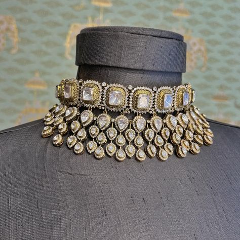 New in moissanite polki pieces .. choose your favorite! #rajatamaya #silver #silverjewelry #victorian #moissanite #polkijewellery #choker #necklace #bridal #indianbride #indianweddings #bridaljewellery #trending Coral Jewelry Vintage, Sabyasachi Jewellery, Indian Bridal Jewelry Sets, Necklace Bridal, Polki Jewellery, Bed Furniture Design, Bridal Jewellery Indian, Coral Jewelry, Bridal Jewelry Sets