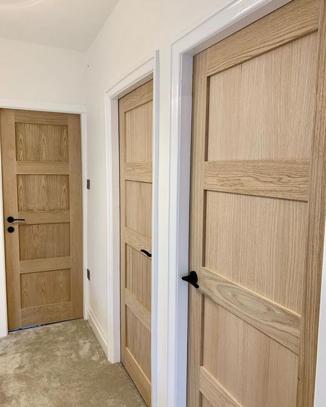 Birch Doors Interior, Oak Shaker Internal Doors, Door Handles Interior Oak Doors, Oak Veneer Doors, Interior Doors Natural Wood, Internal Doors Oak, Cedar Interior Doors, Hallway With Bedroom Doors, Wood Stained Door