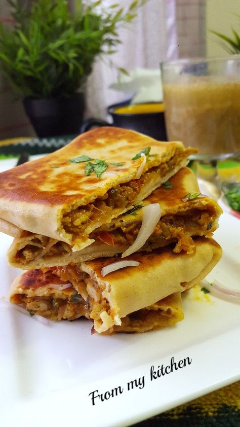 from my kitchen: Mughlai Paratha. Mughlai Paratha, Paratha Roll, Chicken Mince, North Indian Recipes, Paratha Recipes, Vegetarian Fast Food, Indian Bread, Food Crush, Desi Food