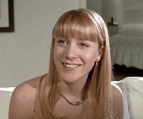 Jean American Physco, American Physco, Decade Fashion, Neet Swat, Decades Fashion, Chloë Sevigny, Female Faces, Chloe Sevigny, Wife Material