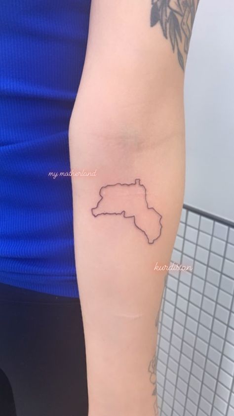 Tattoo Kurdistan, Kurdistan Tattoo, Kurdish Tattoo, Map Tattoos, Sun Tattoo, Tiny Tattoos, Iraq, Geometric Tattoo, Tattoos For Women