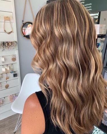 Ribbon Highlights, Blonde Light Brown Hair, Light Brunette Hair, Summer Blonde Hair, Blonde Hair Transformations, Brown Hair Looks, Brown Hair Inspo, Bronde Hair, Brunette Hair With Highlights