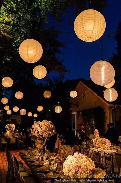 Backyard Wedding Decorations, Garden Wedding Decorations, Wedding Lanterns, Outdoor Wedding Reception, Wedding Set Up, Outdoor Wedding Decorations, Event Lighting, White Balloons, Outside Wedding