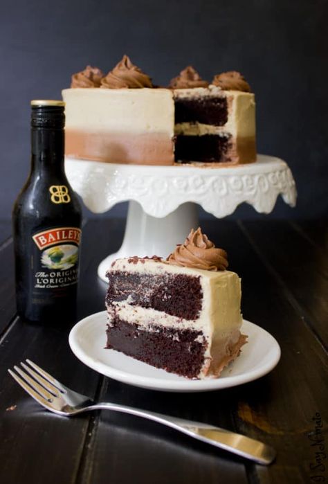 London Fog Cake, Coffee Chocolate Cake, Booze Cake, Irish Cream Cake, Sugar Geek, Chocolate Baileys, Beer Cake, Boozy Desserts, Tasty Chocolate Cake