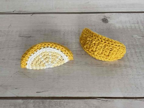 Crochet Lemon Pattern Free, Crochet Lemon Slice, Crochet Lemon, Light Worsted Weight Yarn, Crochet Fruit, Lemon Patterns, Lemon Slice, Pattern Library, Love Crochet