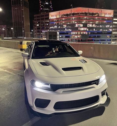 Aesthetic Bmw, Cars Camaro, Black Bmw, Dodge Charger Hellcat, Charger Srt Hellcat, Charger Srt, Car Bmw, Dodge Muscle Cars, Bmw F30