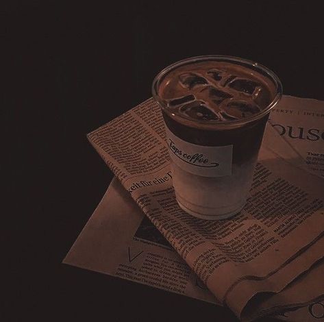 #aesthetic #coffee Light And Dark Brown Aesthetic, Dark Brown Aesthetic Pictures, Aesthetic Dark Academia, Dark Paradise, Aesthetic Coffee, Brown Wallpaper, Dark Academia Aesthetic, Academia Aesthetic, Beige Aesthetic