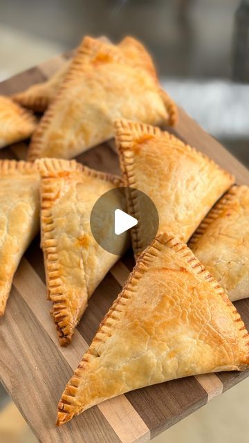 Lauren Bower on Instagram: "Beef and Chorizo Empanadas are SO good. The meat filling is the star. The flavor is wildly good. Using pre-made pie crust makes it so easy. Recipe is on the site now! Search for it by name.

#empanadas #dinnerrecipe #dinneridea #dinnerinspo #dinnertonight #cookinginspiration #cookingvideos #empanada" Empanada Filling Ideas, Birria Empanada, Holiday Empanadas, Authentic Beef Empanadas, Argentinian Empanadas Dough, Chorizo And Ground Beef Empanadas, Baked Beef Empanadas Recipe, Spanish Beef Empanadas, Chorizo Empanadas