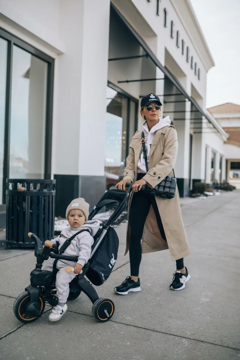 My Toddler Must Haves - Cella Jane Becky Hillyard, Cella Jane, New Balance Outfit, Mommy Outfits, Trench Coat Outfit, Mum Fashion, Winter Fashion Outfits Casual, Trendy Mom, Mama Style