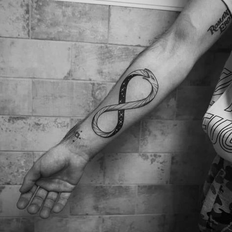 Tattoos Mom And Daughter, Infinity Tattoo Ideas, Double Infinity Tattoos, Tattoo Ideas 2022, Tattoos Mom, Best Tattoo Ideas For Men, Infinity Symbol Tattoo, Cute Simple Tattoos, Double Infinity