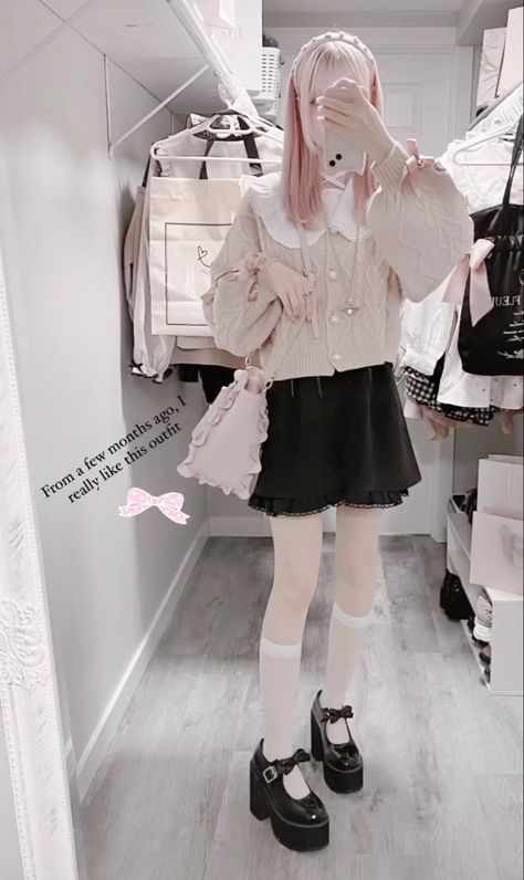 Jirai Kei Outfits Casual, Jirai Kei Closet, Yami Kawaii Outfit Ideas, Jirai Kei Outfit Ideas, Jirai Kei Art, Ryousangata Style, Jirai Kei Outfits, Yami Kawaii Outfit, Girly Kei