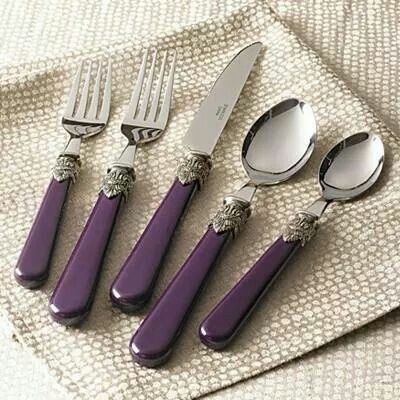 Purple silverware Formal Dinner Table, Color Uva, Purple Kitchen, Purple Decor, Purple Home, Purple Reign, Purple Love, Formal Dinner, All Things Purple