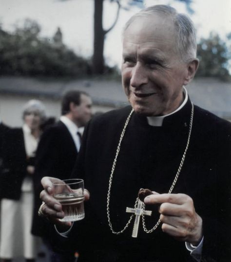 Traditional Catholicism Aesthetic, Clergy Aesthetic, Catholic Priest Aesthetic, Archbishop Lefebvre, Priest Aesthetic, Catholic Gentleman, Traditional Catholicism, Gentleman Aesthetic, Catholic Images