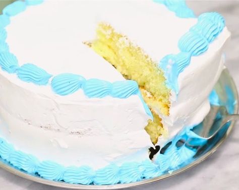 Dominican Bizcocho, Easy Dominican Cake Recipe, Dominican Desserts, Dominican Cake Recipe, Dominicano Recipes, Dominican Cake, Spectacular Cakes, Dominican Recipes, Latin Dishes