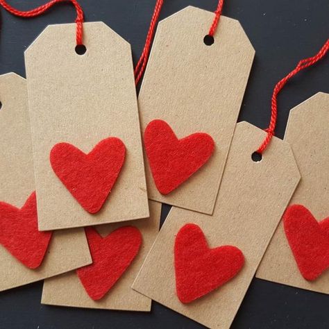 Gift Tags Wedding, Bridal Shower Tags, Heart Gift Tags, Spring Market, Valentine Craft, Handmade Gifts For Friends, Summer Fair, Handmade Wedding Favours, Bridal Party Favors