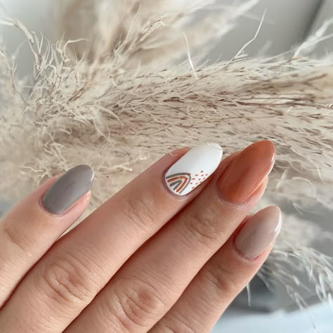 Gel nails ~ shellac nails ~ neutral nails ~ autumn nails Baby Shower Nails, Nails Neutral, Boho Nails, Art Designs Ideas, Boho Styl, Fall Gel Nails, Cute Gel Nails, Shellac Nails, Short Acrylic Nails Designs