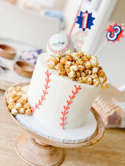 Baseball Party Cupcakes, Baseball Party Dessert Table, Sports Birthday Party Cake, 2 Tier Baseball Cake, Baseball Birthday Party Cake, Third Birthday Baseball Theme, Mlb Birthday Party Ideas, Baseball Theme Desserts, Baseball Kids Party