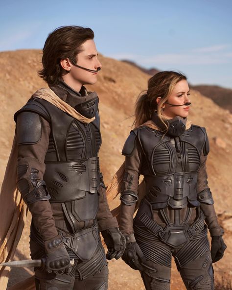 Paul Atreides Halloween Costume, Dune Couple Costume, Chani Dune Costume, Dune Halloween Costume Women, Paul Atreides Costume, Dune Costume Halloween, Dune Halloween Costume, Tatooine Outfit, Dune Aesthetic Outfit