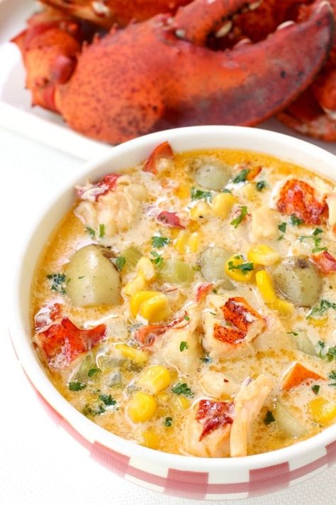 This Lobster Corn Chowder is one of my all time favorite things to have for dinner. Full of lobster and corn in a creamy broth...you can't beat it! Beefy Tomato Soup Recipe, Lobster Corn Chowder, Lobster Chowder, Crab Cake, Lobster Recipes, Favorite Recipes Dinner, Seafood Soup, Tomato Soup Recipes, Chowder Recipes