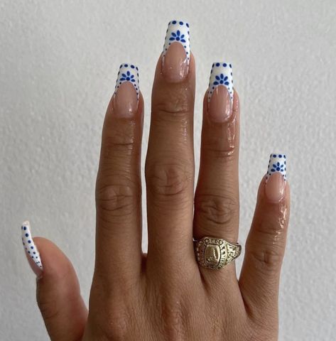 French Tip Long, Flower French Tip, Europe Nails, Blue And White Nails, Dream Ideas, Summery Nails, Coffin Press On Nails, Simple Acrylic Nails, Vacation Nails