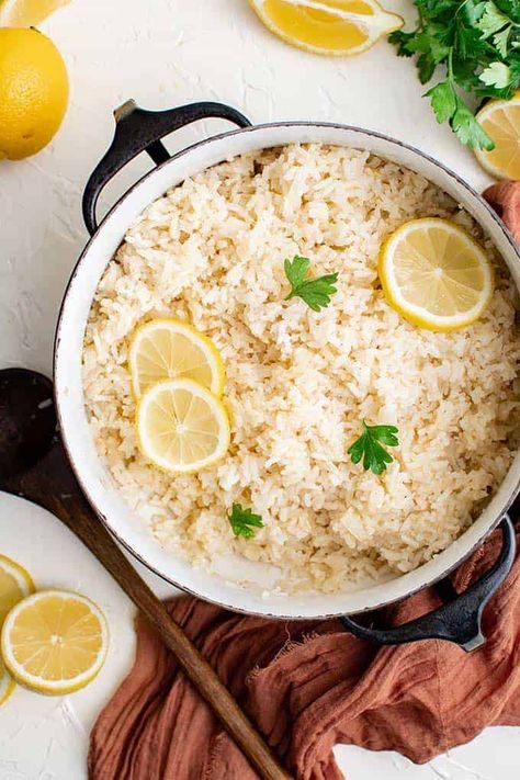 Easy Lemon Rice Easy Lemon Rice, Easy Rice Side Dishes, The Salty Marshmallow, Salty Marshmallow, Rice Side Dish Recipes, Minute Rice, Rice Side, Rice Side Dishes, Lemon Rice