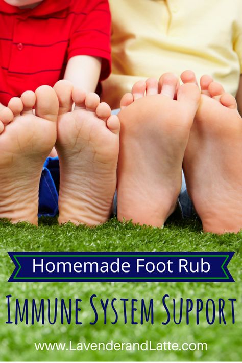 To support a healthy immune system, I make a roll-on blend of Thieves and Oregano essential oils and apply it to the bottoms of our feet. Sometimes I will add Copaiba as well because it boosts othe… Essential Oil Diy, Oregano Essential Oil, Immune Booster, Oregano Oil, Healthy Immune System, Essential Oils Recipes, Hippie Life, Using Essential Oils, Young Living Oils