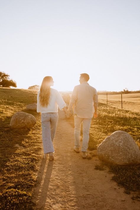 Engagement Photos August, Engagement Photos Relaxed, Golden Hour Field Engagement Photos, Engagement Photos For Awkward Couples, Forest Preserve Engagement Photos, Organic Engagement Photos, Casual Spring Engagement Pictures, Golden Hour Proposal, Rural Engagement Photos