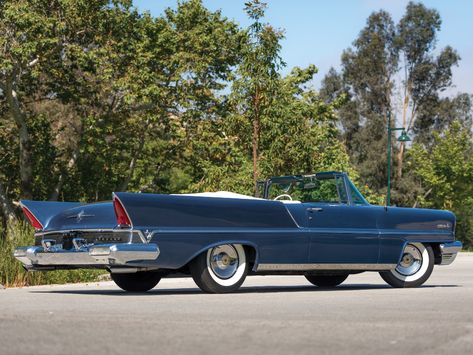 1957 Lincoln Premiere Convertible 60s Cars, Lincoln Motor Company, Lincoln Motor, Lincoln Cars, Lincoln Mercury, Lincoln Continental, Convertible Top, Amelia Island, Classic American