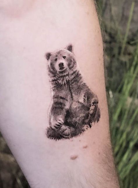 Realism grizzly bear tattoo by @oxel_tattoo Small Bear Tattoo, Geometric Bear Tattoo, Black Bear Tattoo, Grizzly Bear Tattoos, Crow Tattoo Design, Bear Tattoo Designs, Irish Tattoos, Bear Tattoos, Bear Tattoo