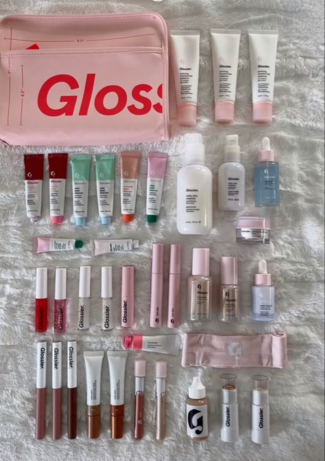 Clean Girl Summer, Glossier Aesthetic, Summer Skin Care, Glossier Lip Balm, Dior Miss Dior, Milky Jelly Cleanser, Jelly Cleanser, Dior Lip, Pink Pilates Princess