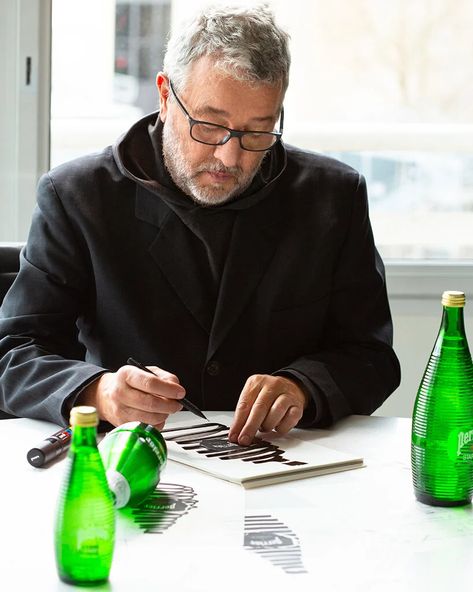 Water Branding, Horizontal Lines, Takashi Murakami, Green Bottle, French Designer, Philippe Starck, Bottle Design, French Design, Limited Editions