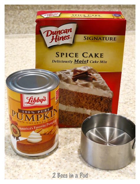 These are all of the ingredients that you need for these delicious Weight Watchers Pumpkin Spice Muffins Weight Watchers Pumpkin Spice Muffins, Spice Cake Mix And Pumpkin, Weight Watchers Pumpkin, Weight Watcher Desserts, Spice Muffins, Pumpkin Spice Muffins, Pumpkin Spice Cake, Spice Cake Mix, Ww Desserts