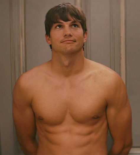 Ashton Kutcher Ashton Kutcher Shirtless, Aston Kutcher, Ashton Kutcher, The Perfect Guy, Famous Men, Shirtless Men, Famous Celebrities, Celebrities Male, In Hollywood